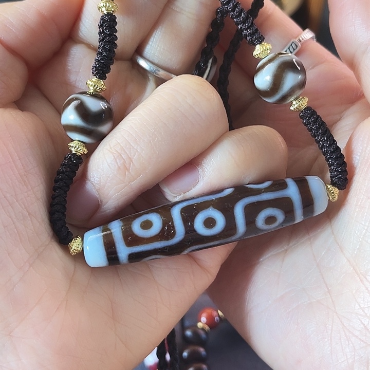 玛瑙/玉髓颈饰未镶嵌合金