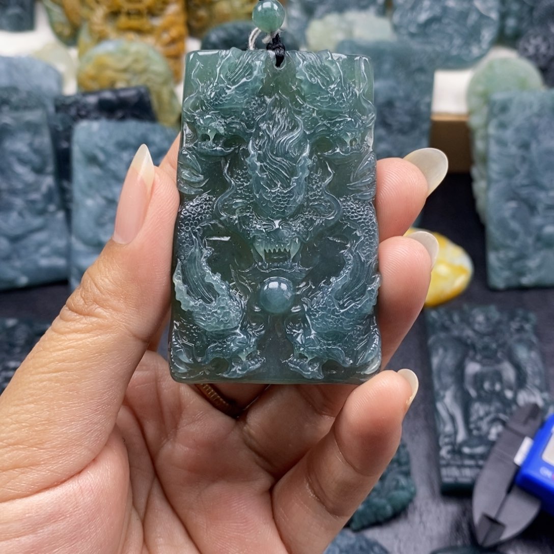 未镶嵌定制翡翠翡翠