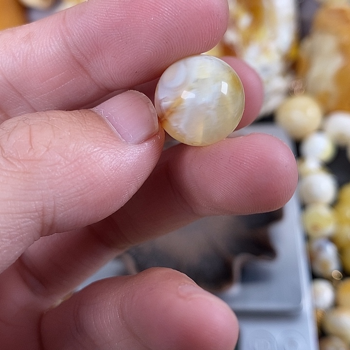 琥珀未镶嵌裸石我