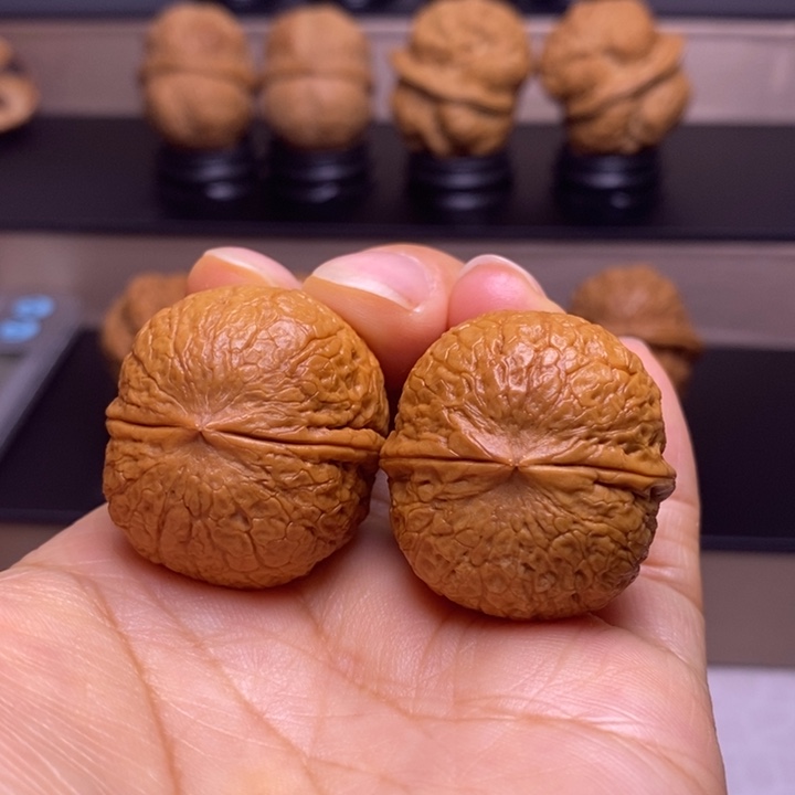 文玩核桃把件铁蛋48