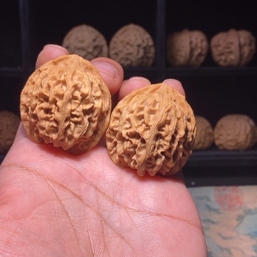 耀***焰把件文玩核桃全品38苹果园