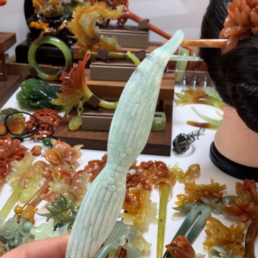 蛇纹石玉发饰未镶嵌