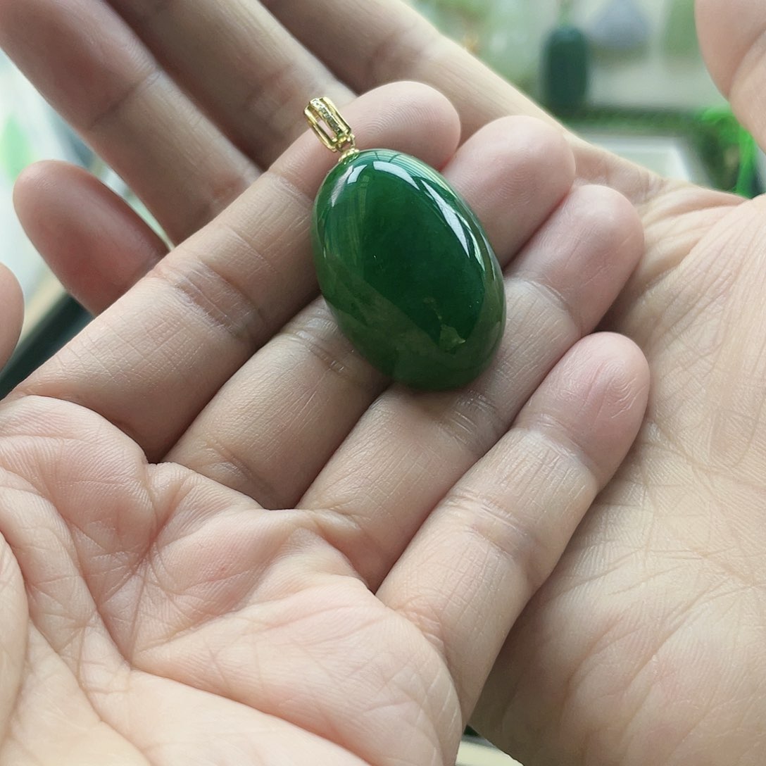 和田玉吊坠(不含链)银S925镀金镶嵌微瑕包容有纹