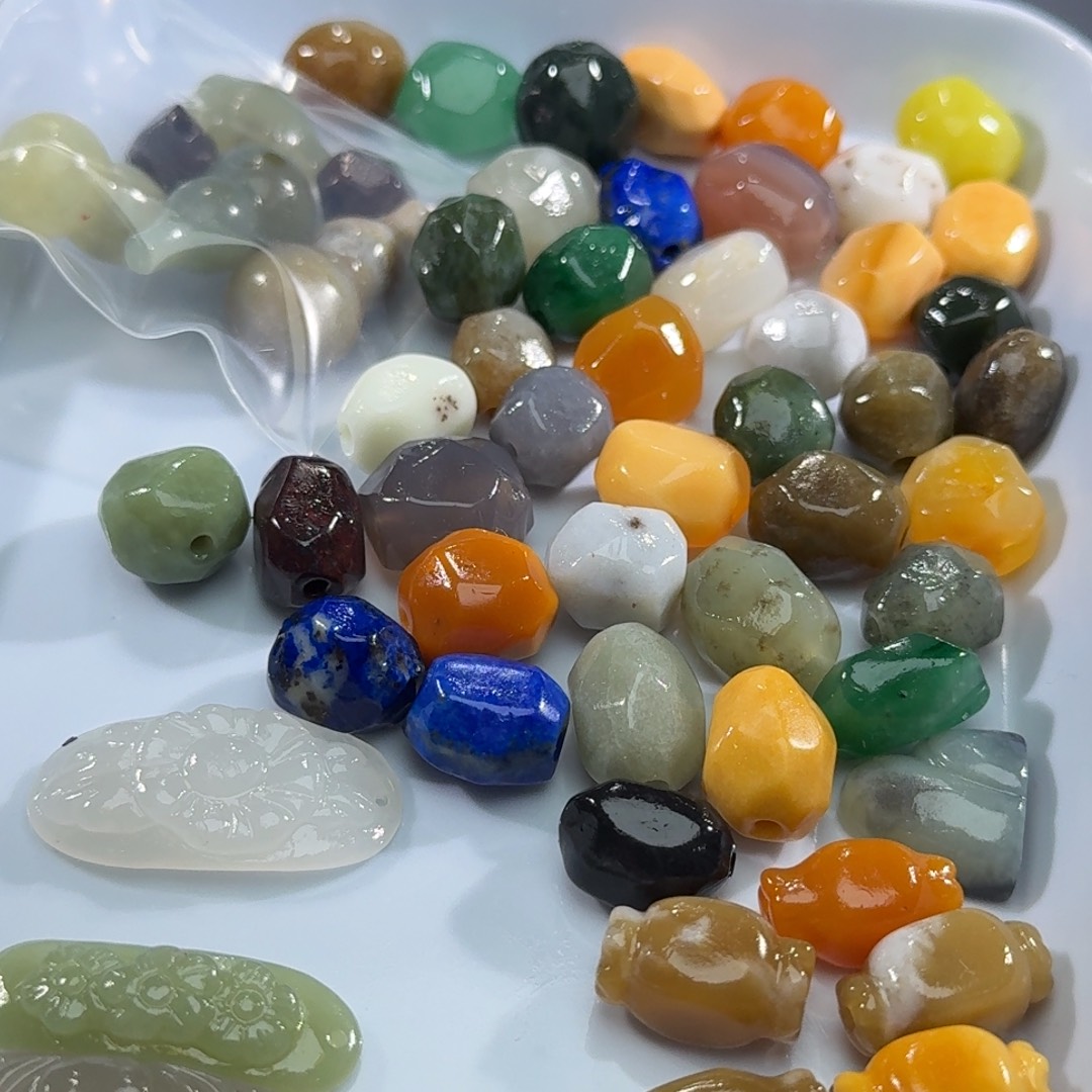 ****^和田玉未镶嵌珠宝奇石