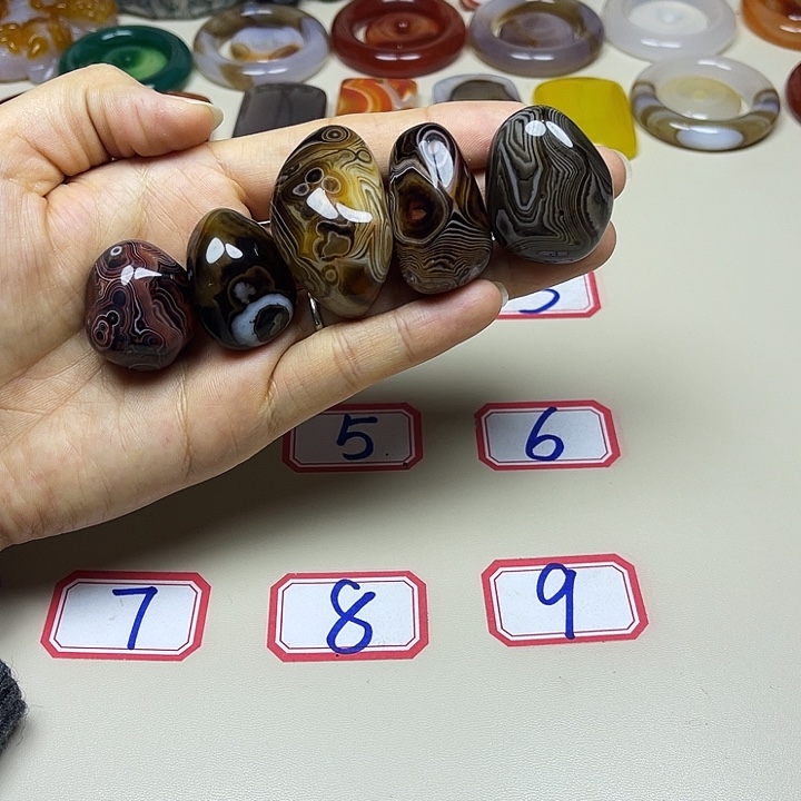 望***玛瑙/玉髓未镶嵌颈饰