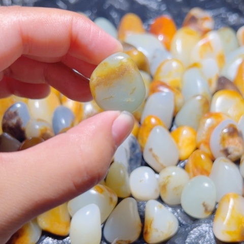 和田玉（子料）未镶嵌颈饰10克