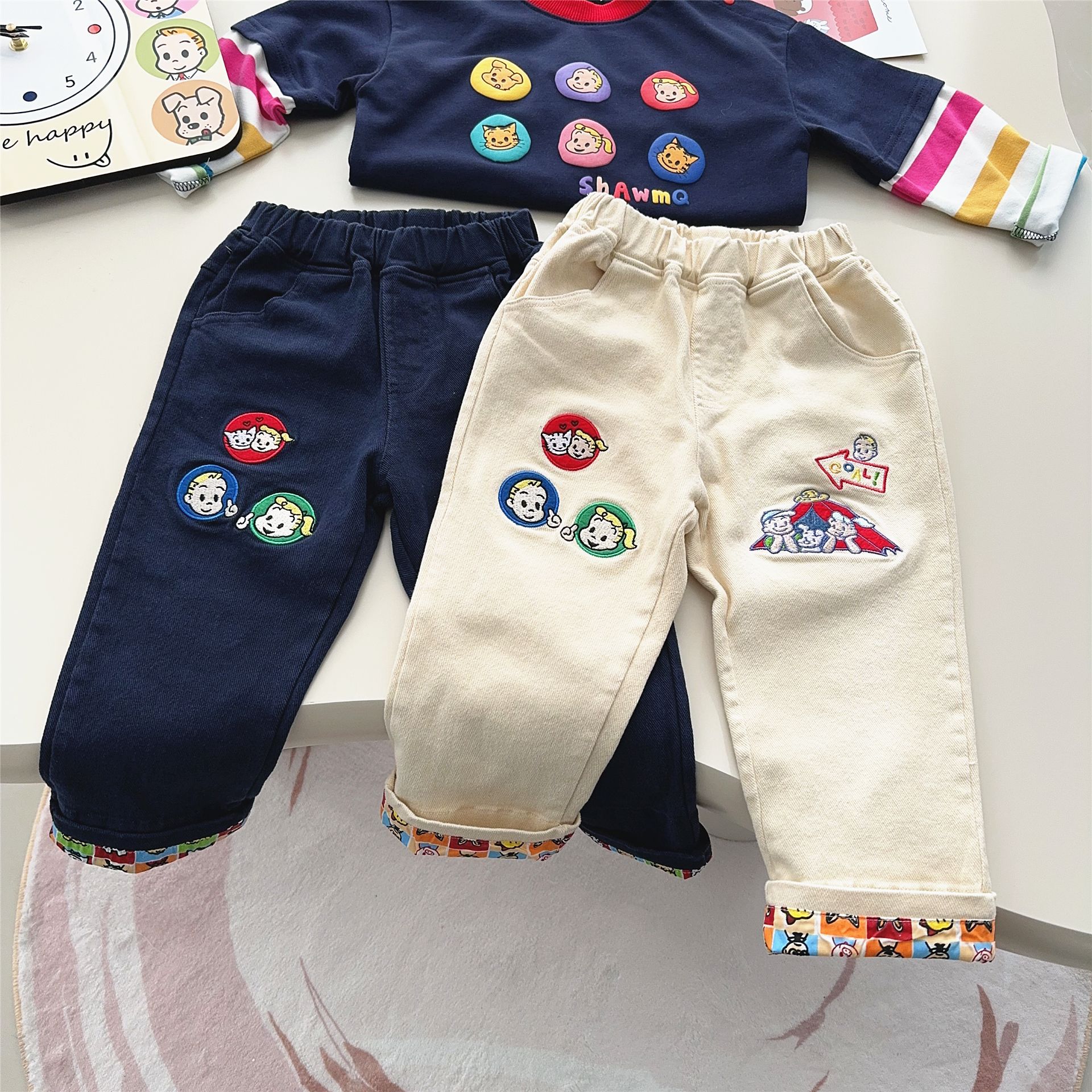 25春新日系男童休闲裤柔软野炊卡通刺绣宝宝梭织卷边裤子7053