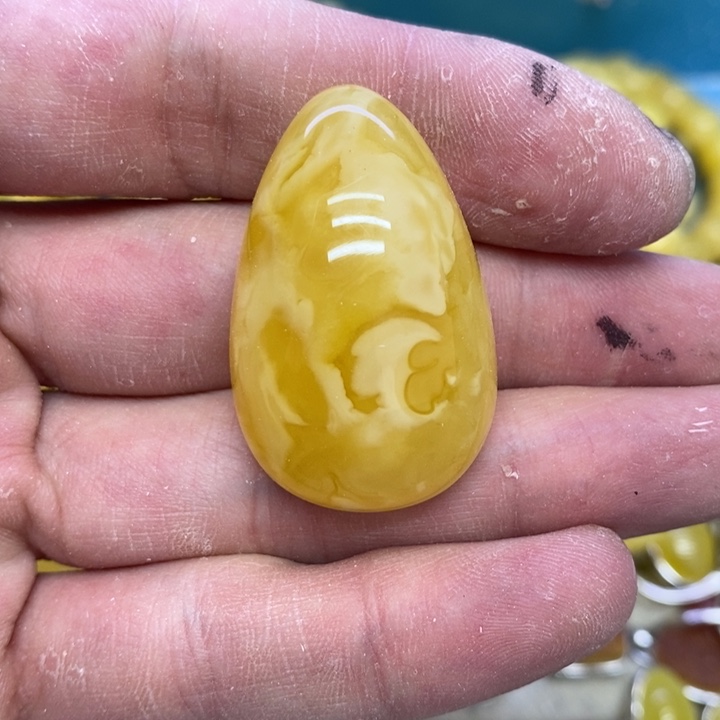 蜜蜡裸石未镶嵌吊坠