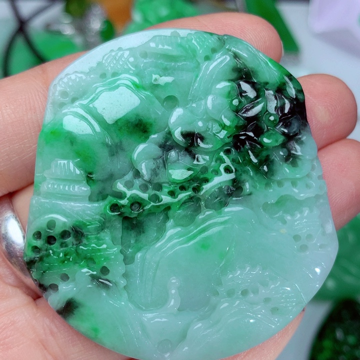 翡翠吊坠(不含链)未镶嵌