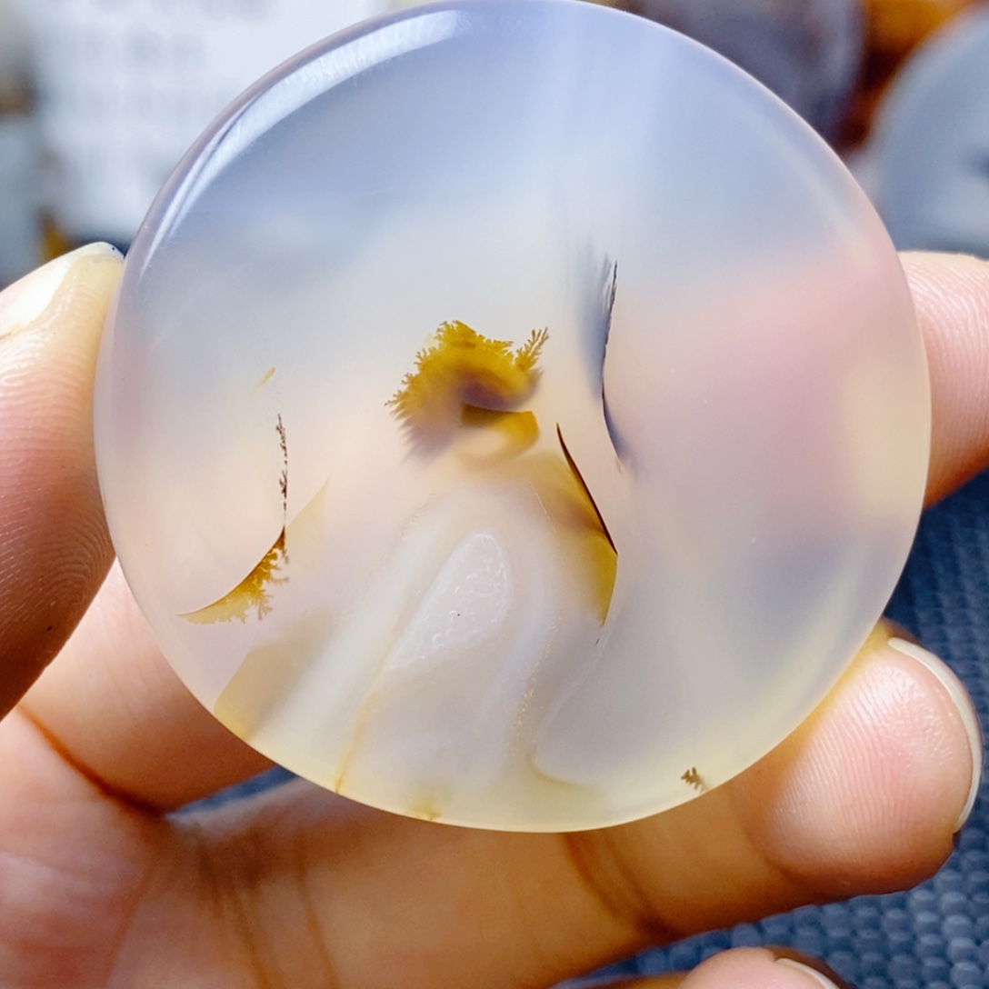 玛瑙/玉髓未镶嵌珠宝奇石