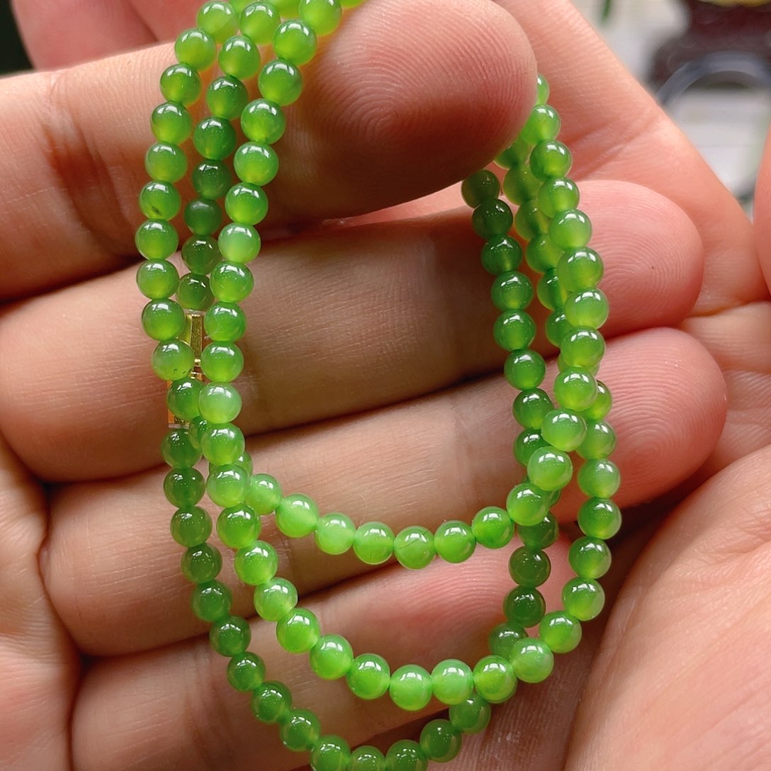 和田玉（碧玉）颈饰未镶嵌