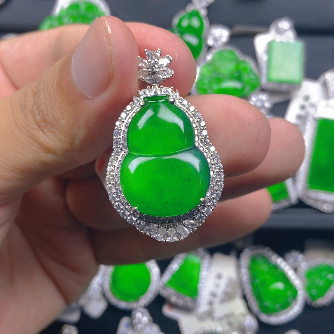 翡翠银S925镶嵌颈饰666666666