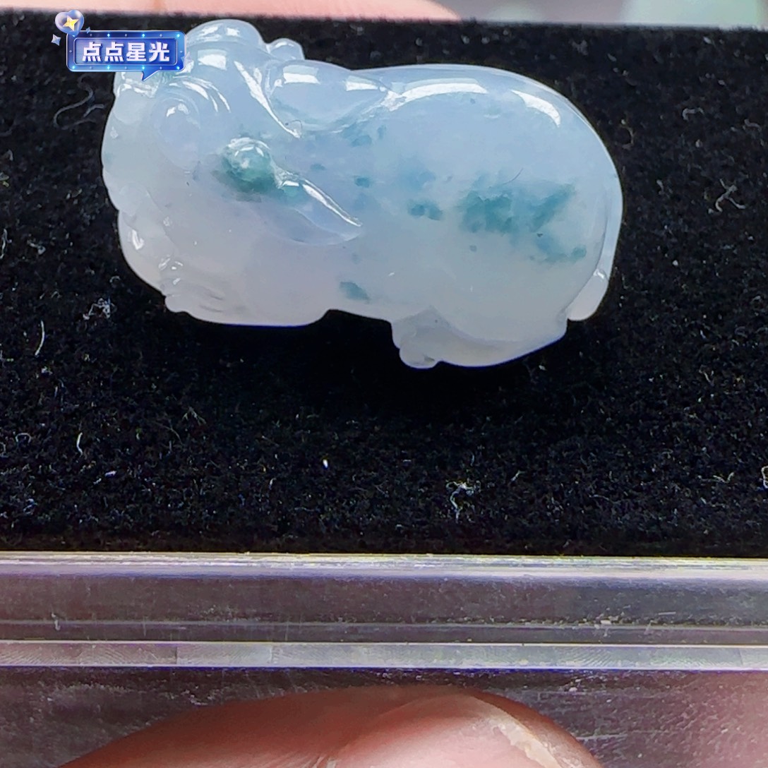 亚***瑟未镶嵌定制翡翠8732689999