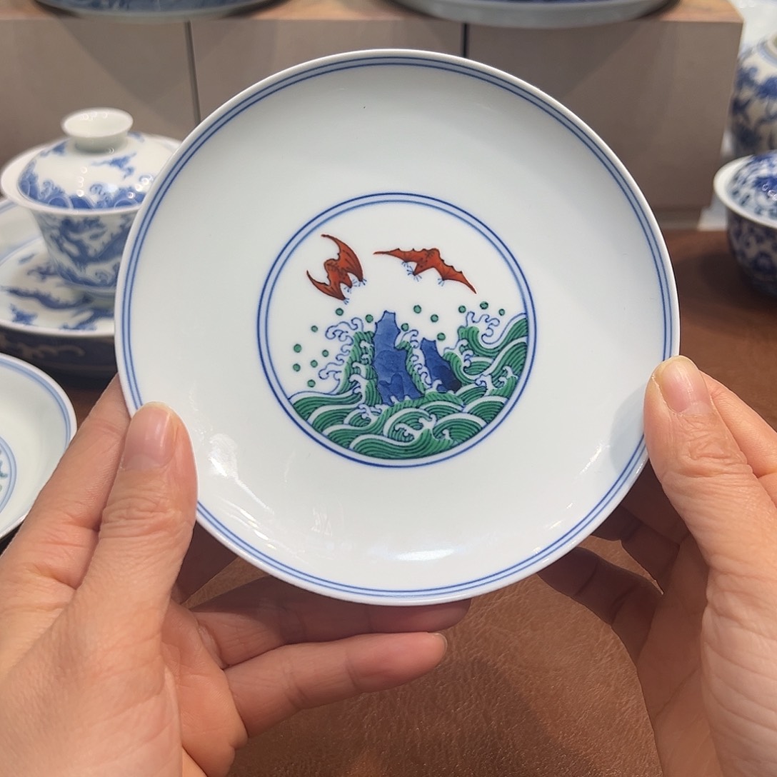 壶承斗彩福山寿海13.4厘米