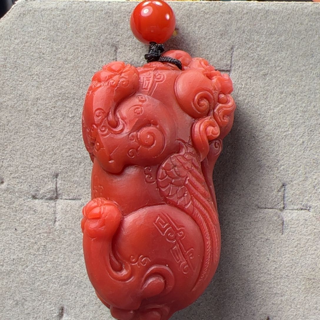 南红玛瑙雕刻貔貅吊坠未镶嵌