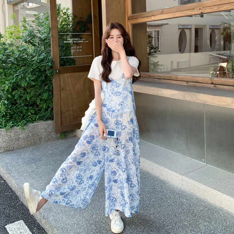 森系小清新碎花吊带裤T恤套装2025夏季新款韩系减龄松弛感两件套