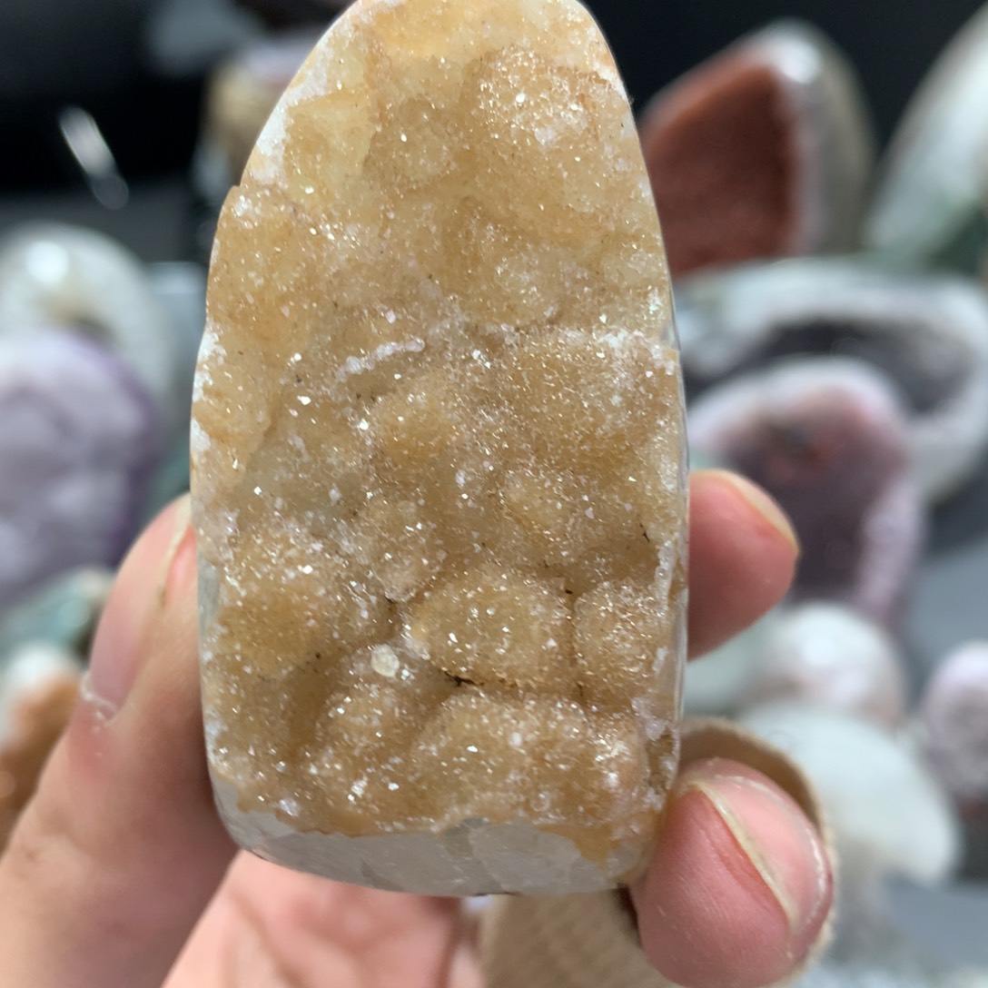 水晶大型摆件（非配饰）未镶嵌