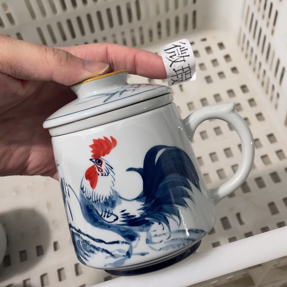 釉下手绘茶具微瑕