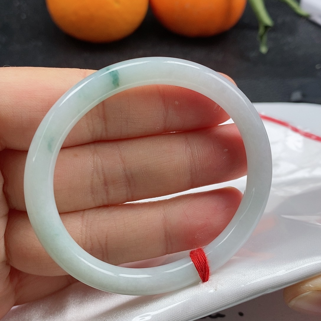 【闪购商品】翡翠手镯（贵妃镯）未镶嵌293号