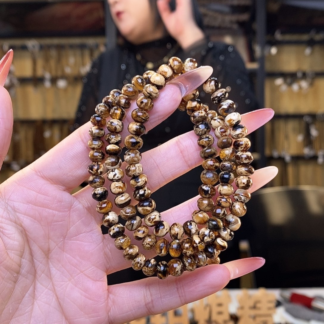 琥珀裸石未镶嵌6m花珀