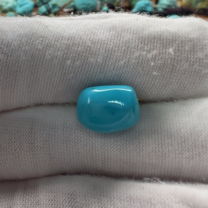 绿松石未镶嵌随形8.6mm