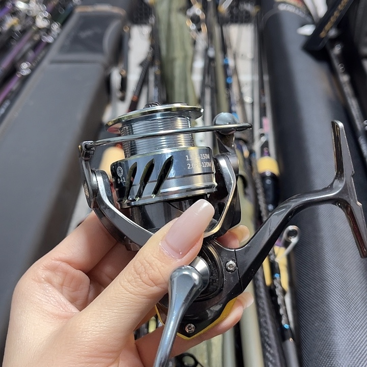 天***佑3.8m碳素精品路亚3000