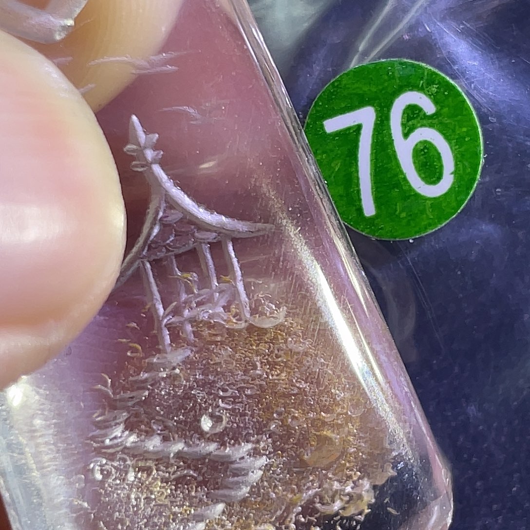 y***n吊坠(赠链)未镶嵌水晶