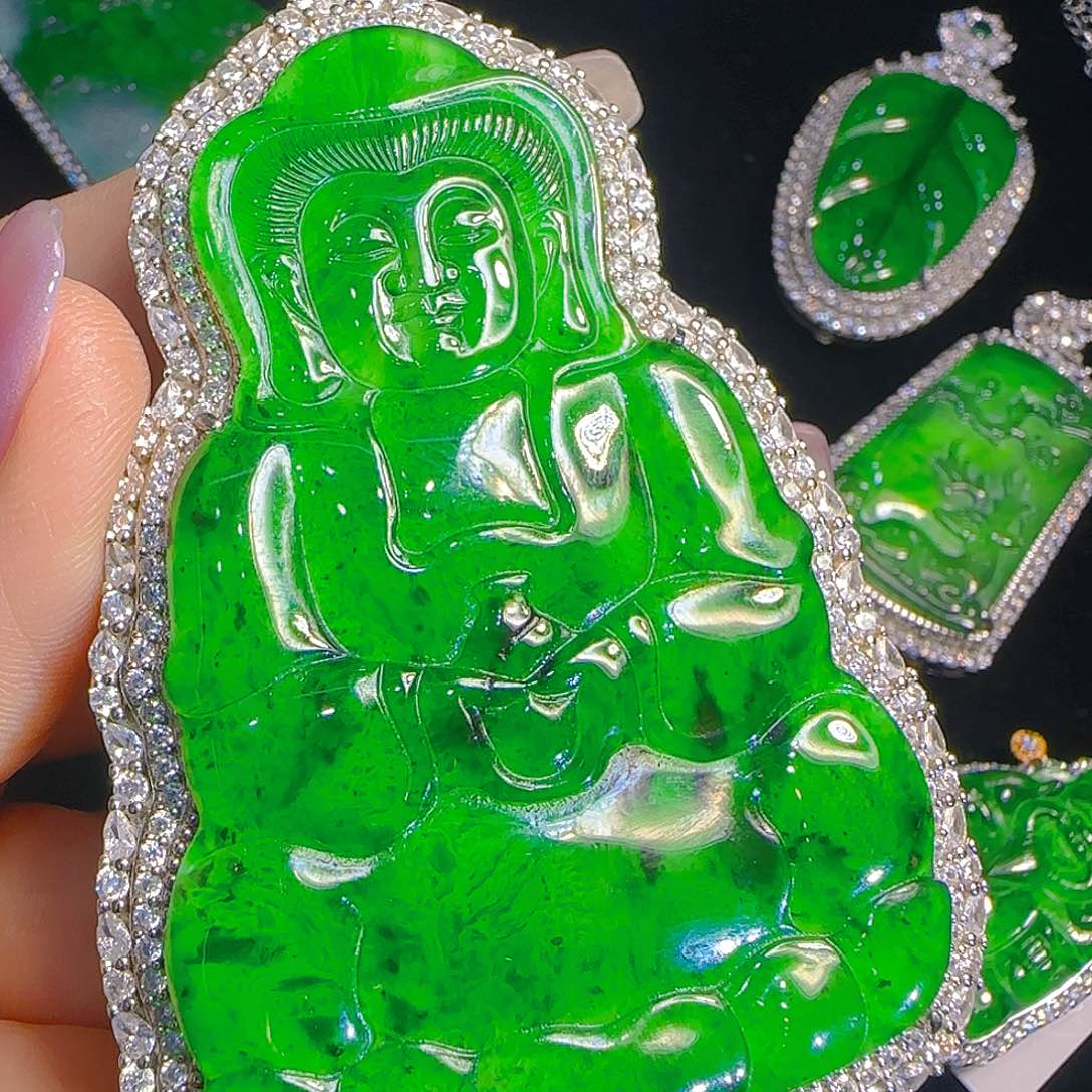 翡翠吊坠(赠链)银S925镶嵌