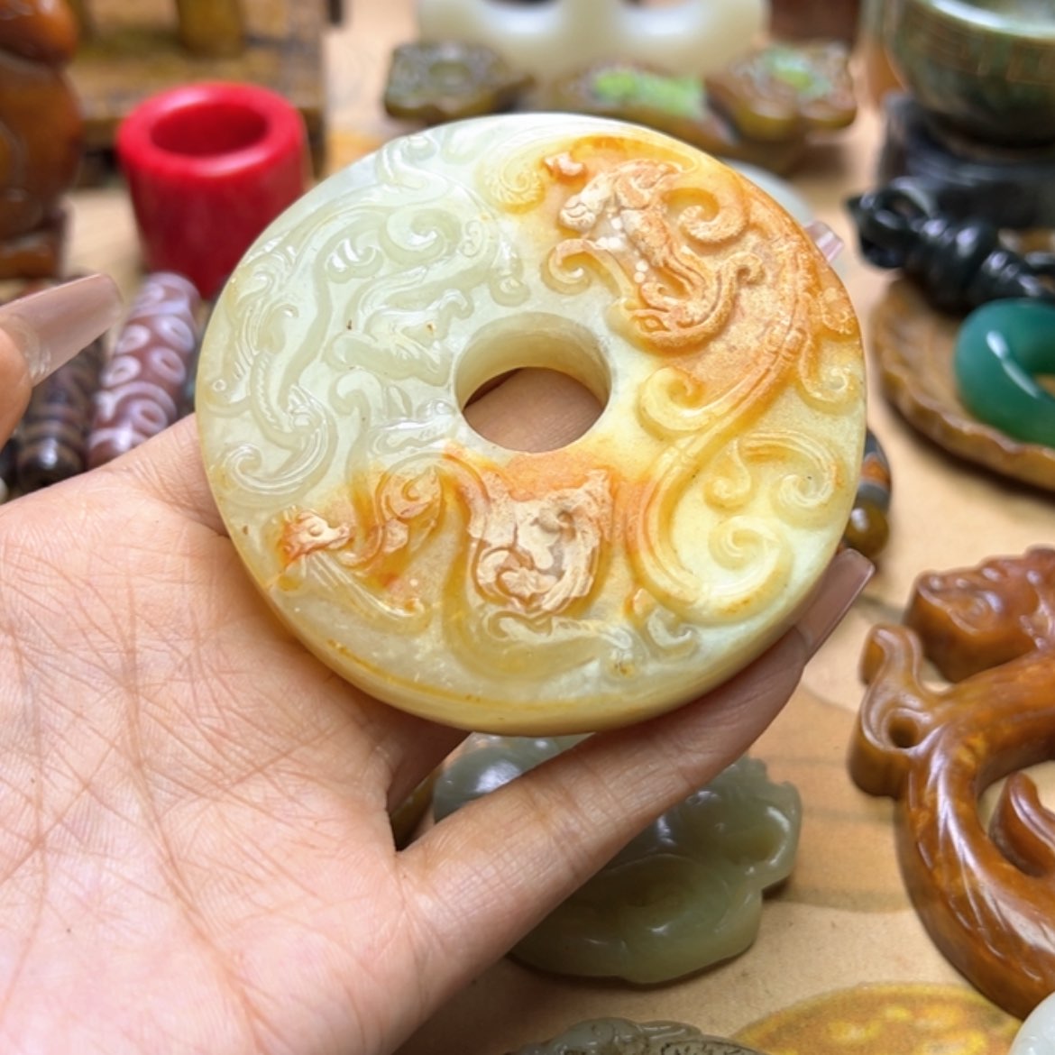 【闪购商品】蛇纹石玉颈饰未镶嵌