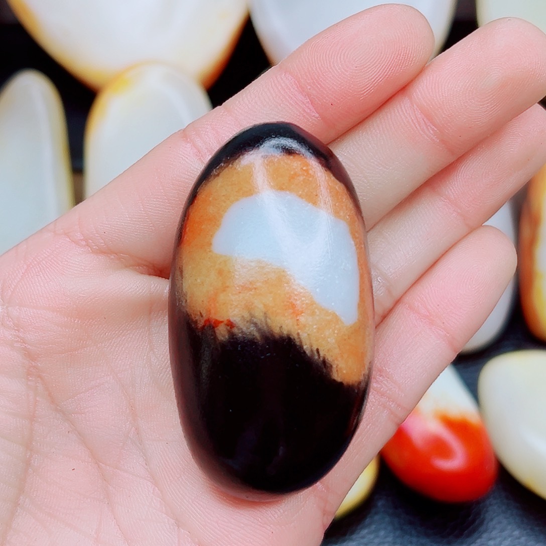 彭***生和田玉未镶嵌挂件