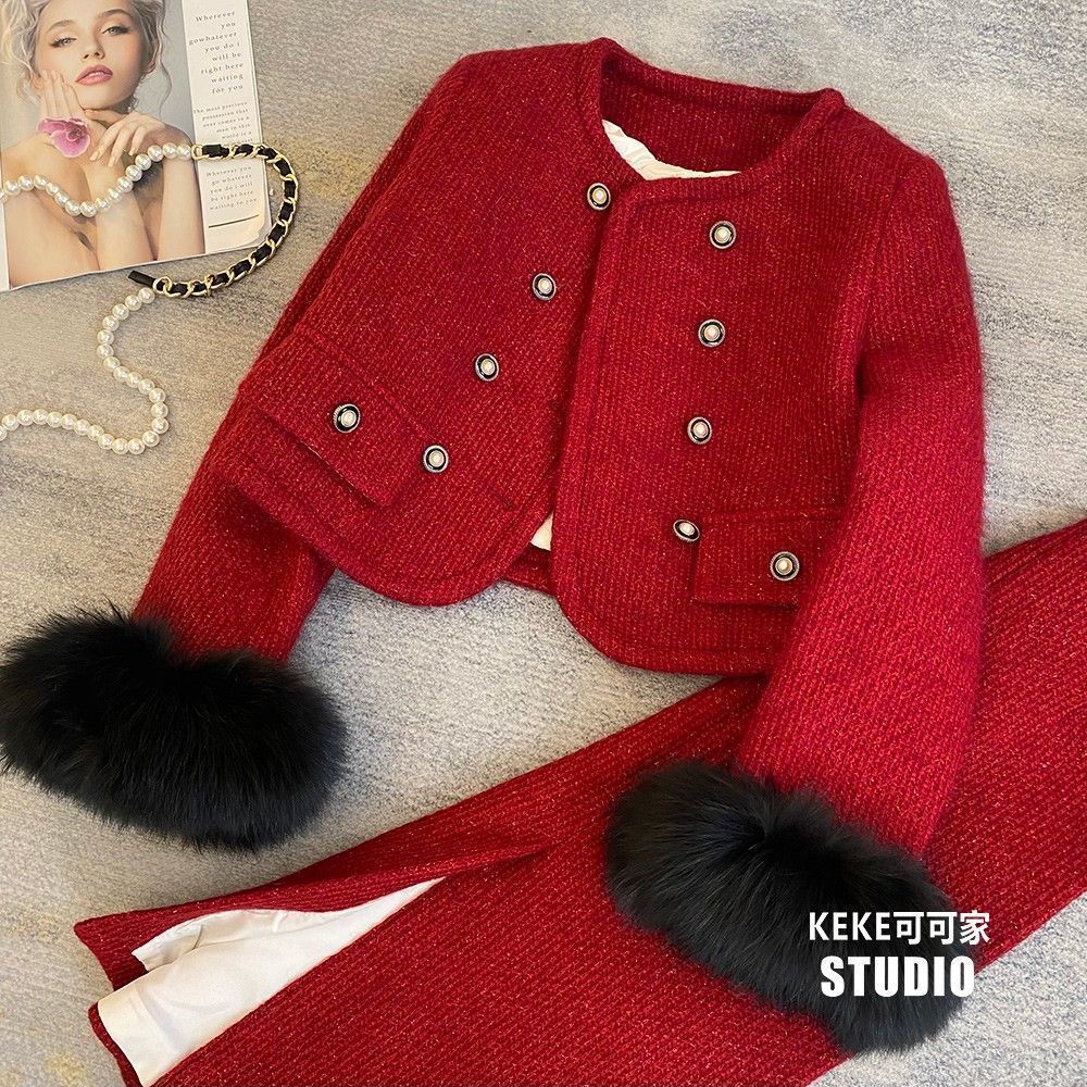新年战袍小香风套装女2025冬新款高端轻奢袖毛羽绒外套长裙两件套