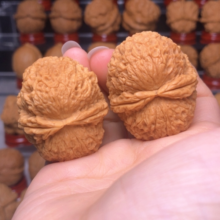 文玩核桃吊坠53麒麟元宝