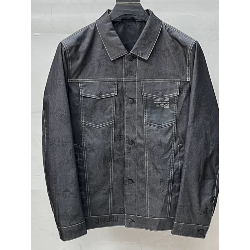 8566海剪标春秋牛仔棉黑色翻领带盖口袋外套字母印花仿牛仔