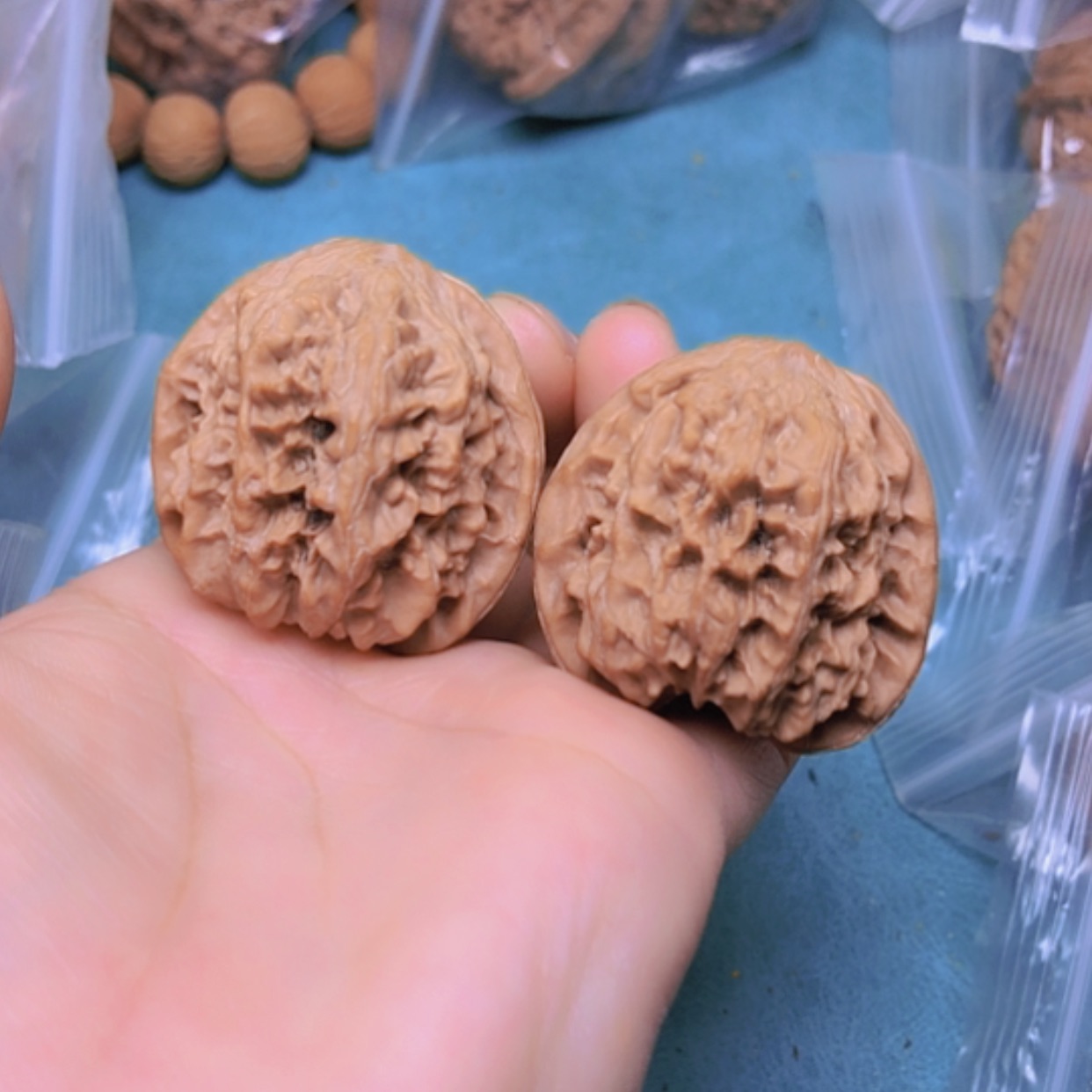 【闪购商品】把件核桃38野牛有修
