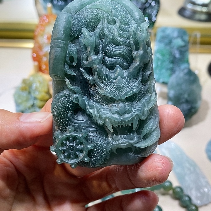 润***雨翡翠未镶嵌颈饰翡翠