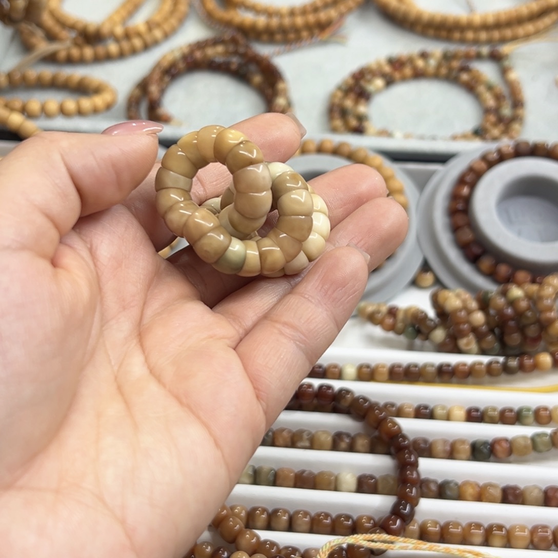 胖***尊手串龙脊菩提卡9大肠单圈