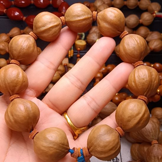 橄榄核手串/手链橄榄核手串铁核蒜头2.2*2.4左右
