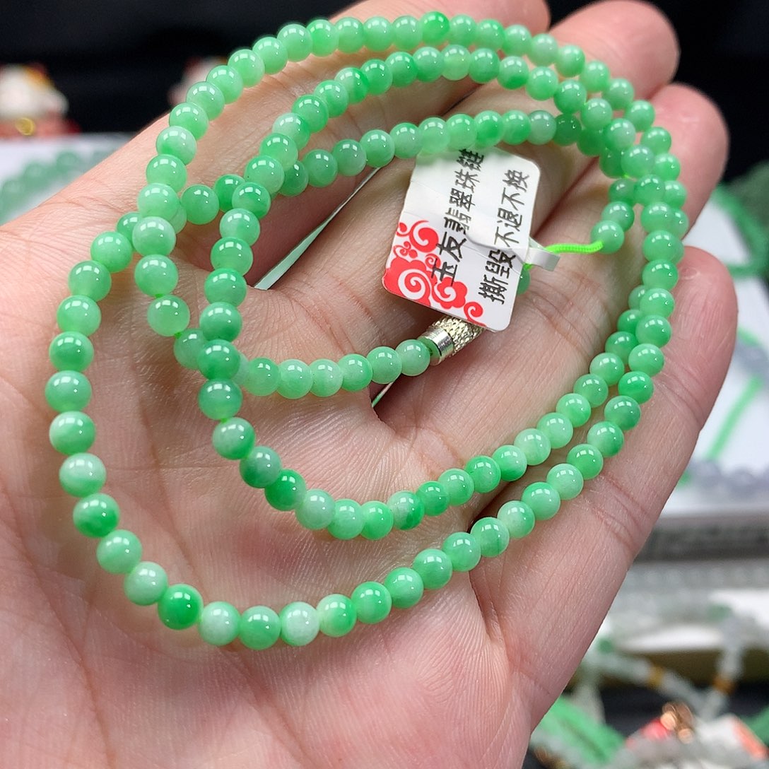 翡翠手链未镶嵌翡翠