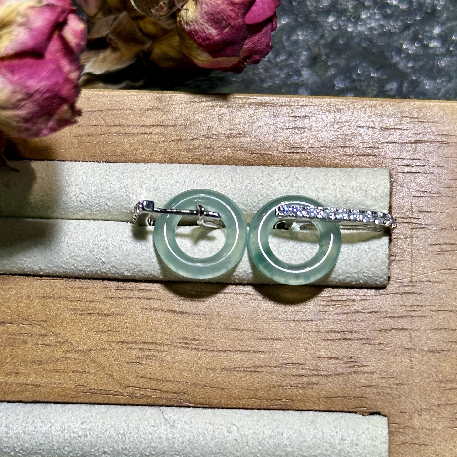 S925银冰蓝甜甜圈耳钉天然翡翠