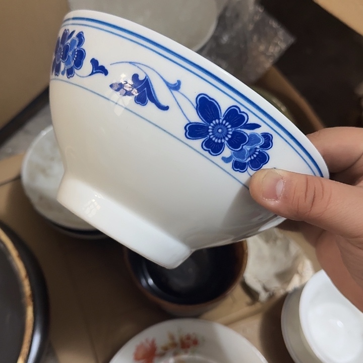 茶盏陶瓷盘子啥都有