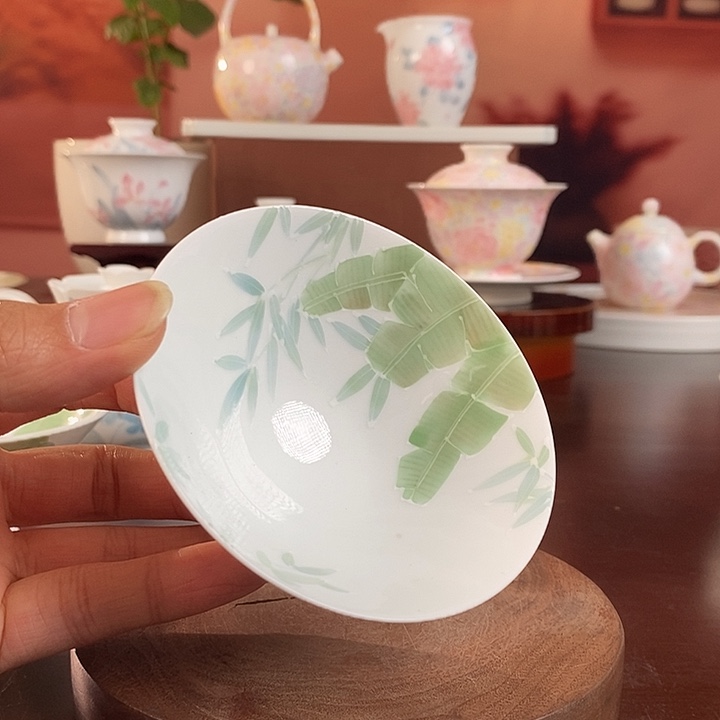 芭蕉系列釉下斗笠杯