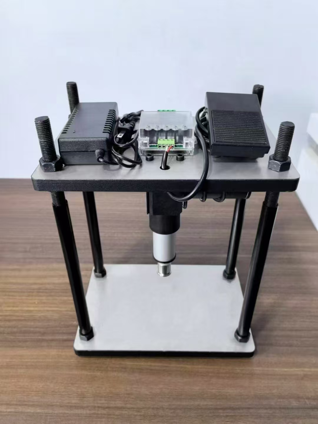 云祈静音电动压力机 二代进口电机