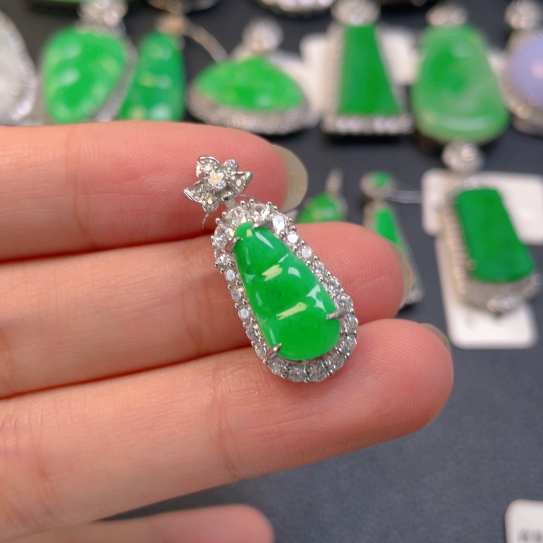 翡翠银S925镶嵌颈饰