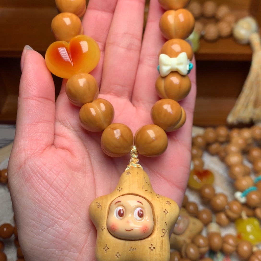 猴头核桃把件16高定屁桃手持定制