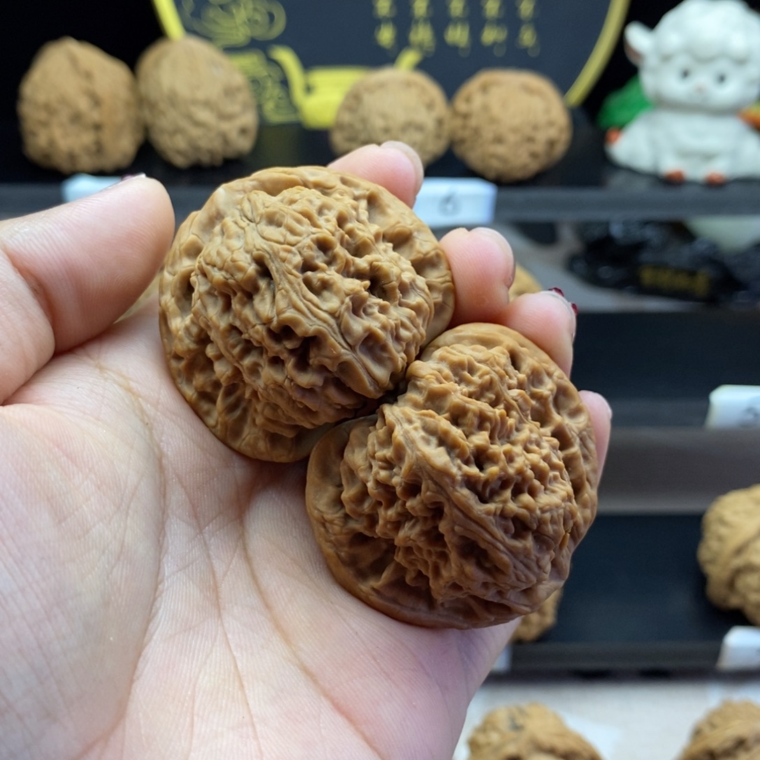 ****哥文玩核桃吊坠涿鹿