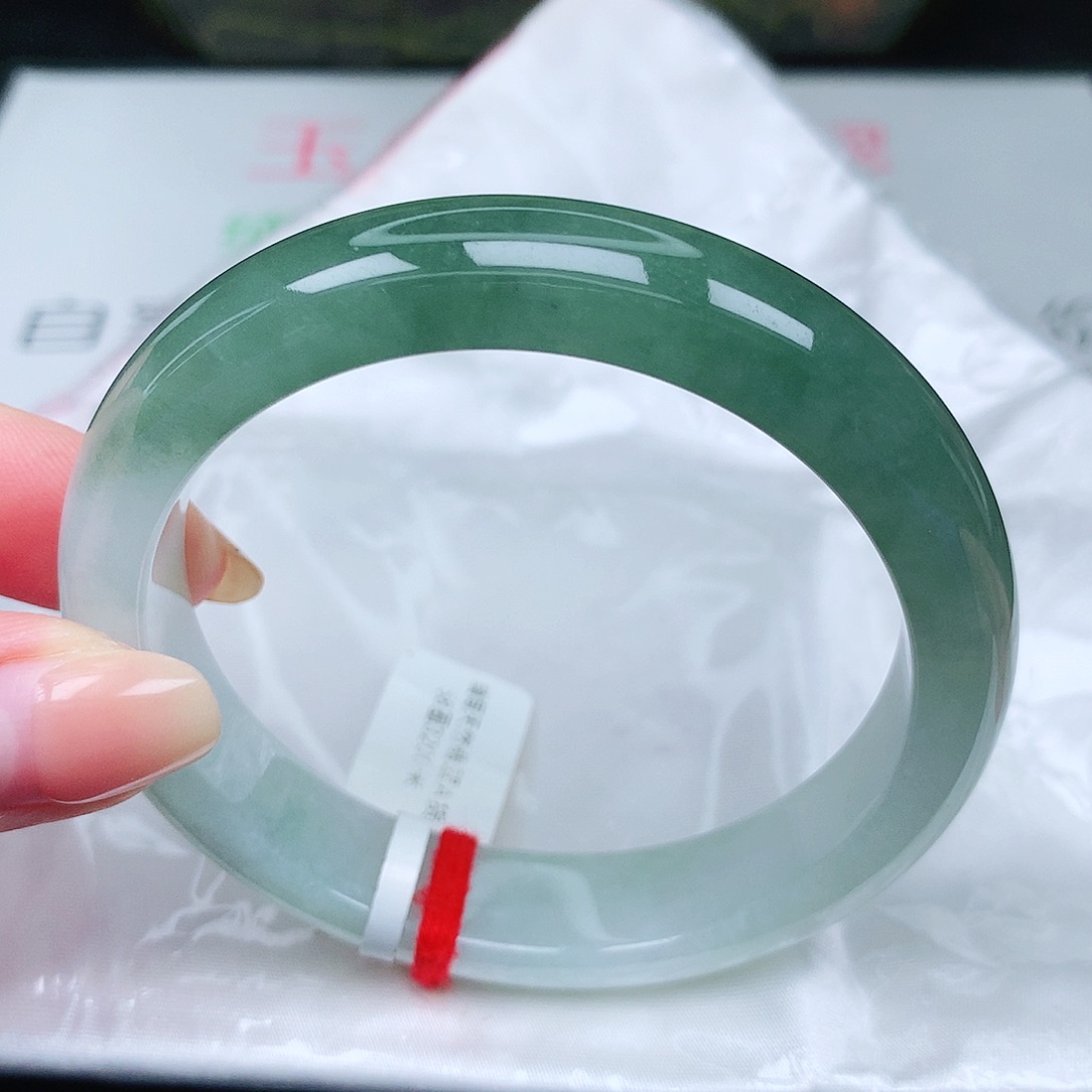 未镶嵌手镯翡翠4半山水