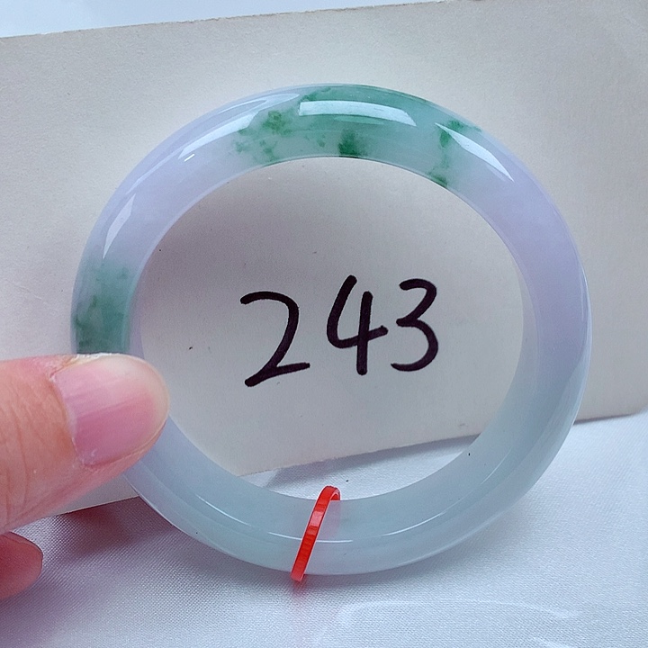 翡翠未镶嵌手镯翡翠