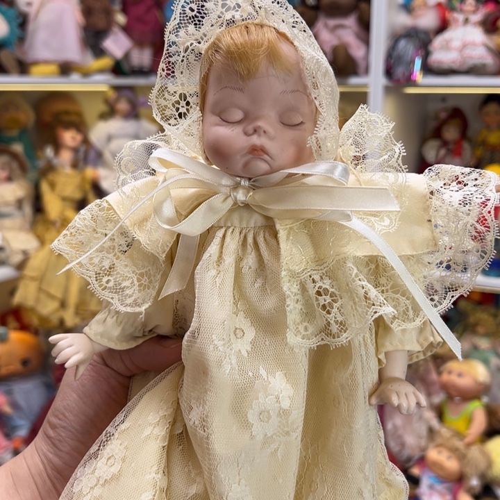 古董娃衣售出不退