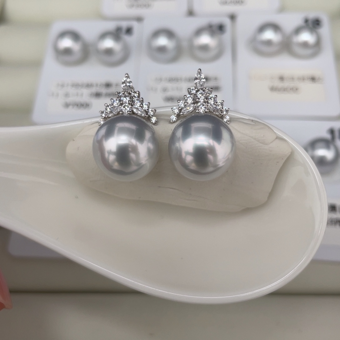 海水珍珠耳饰18K金镶嵌12 澳白银蓝极致炫彩冰雪款