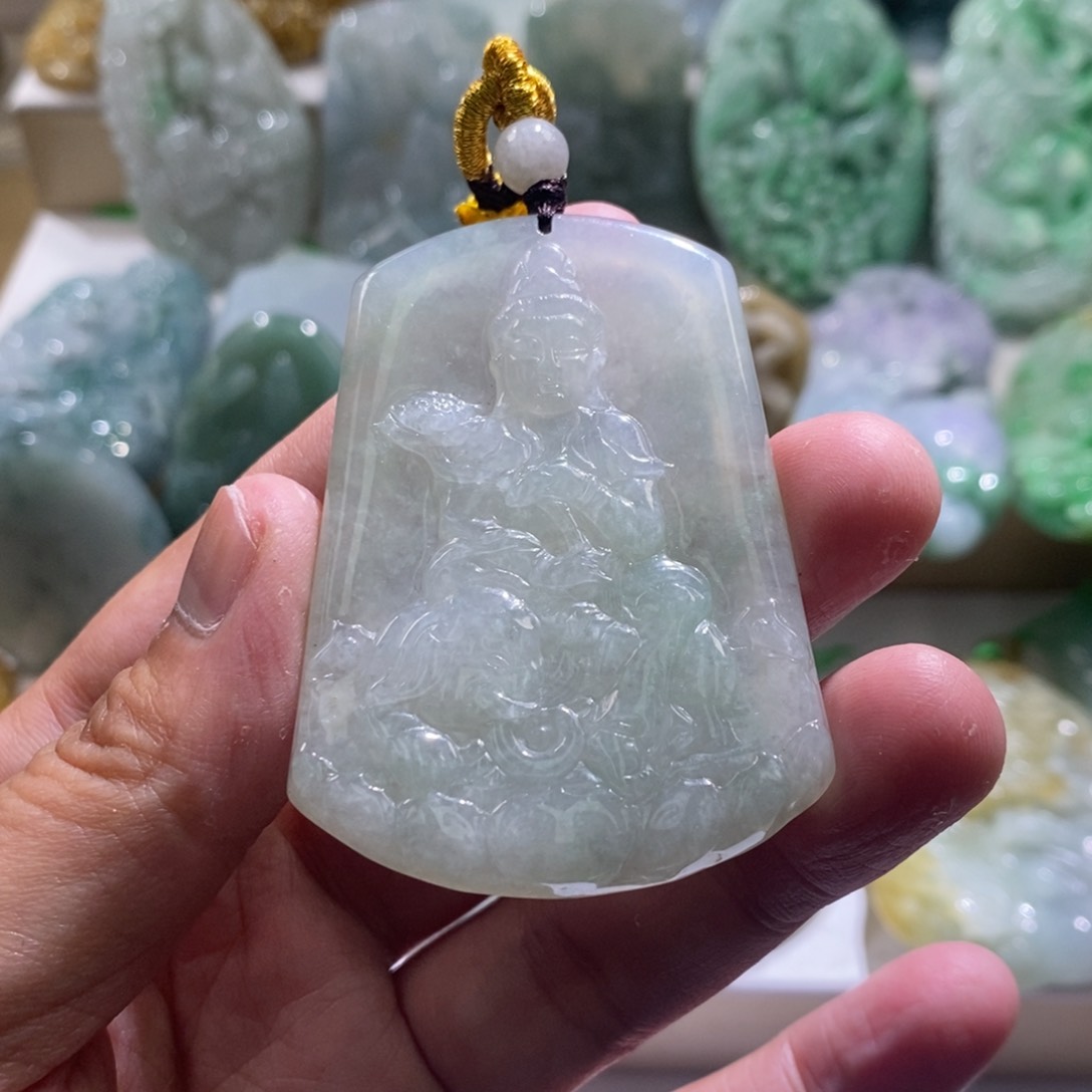 【闪购商品】翡翠颈饰未镶嵌普贤